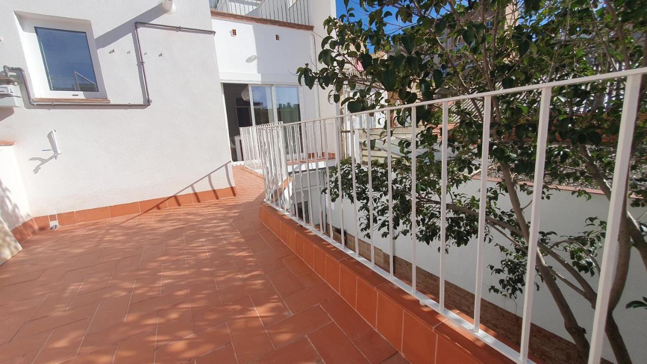 Apartamento Nuevo En Terrassa Centro Exterior foto