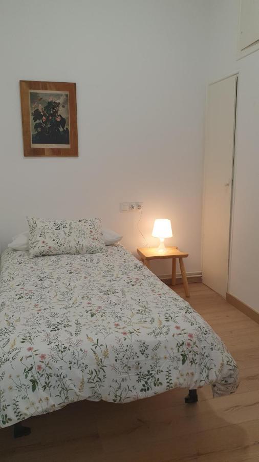 Apartamento Nuevo En Terrassa Centro Exterior foto