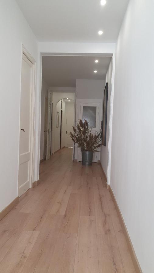 Apartamento Nuevo En Terrassa Centro Exterior foto